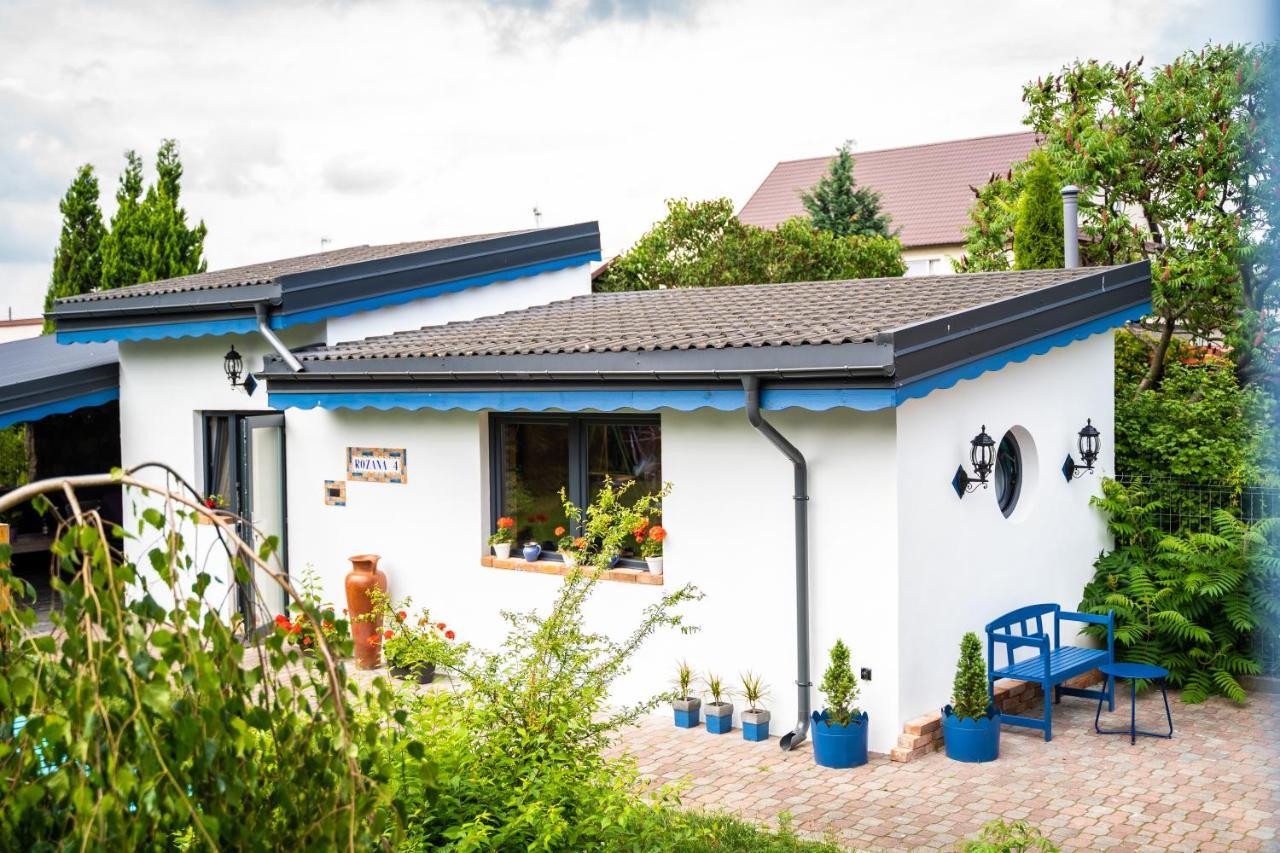 Cat Stone Villa Pisz Exterior photo